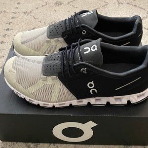 On Cloud Men's 9 Cloud Runnng Shoe